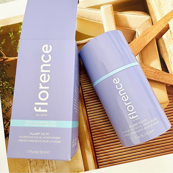 Florence by Mills PLUMP TO IT! HYDRATING FACIAL MOISTURIZER - Picture 1 of 2